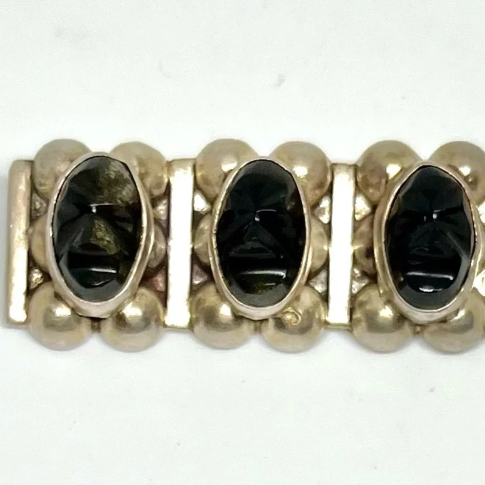 Vintage México Sterling Carved Onyx Brooch